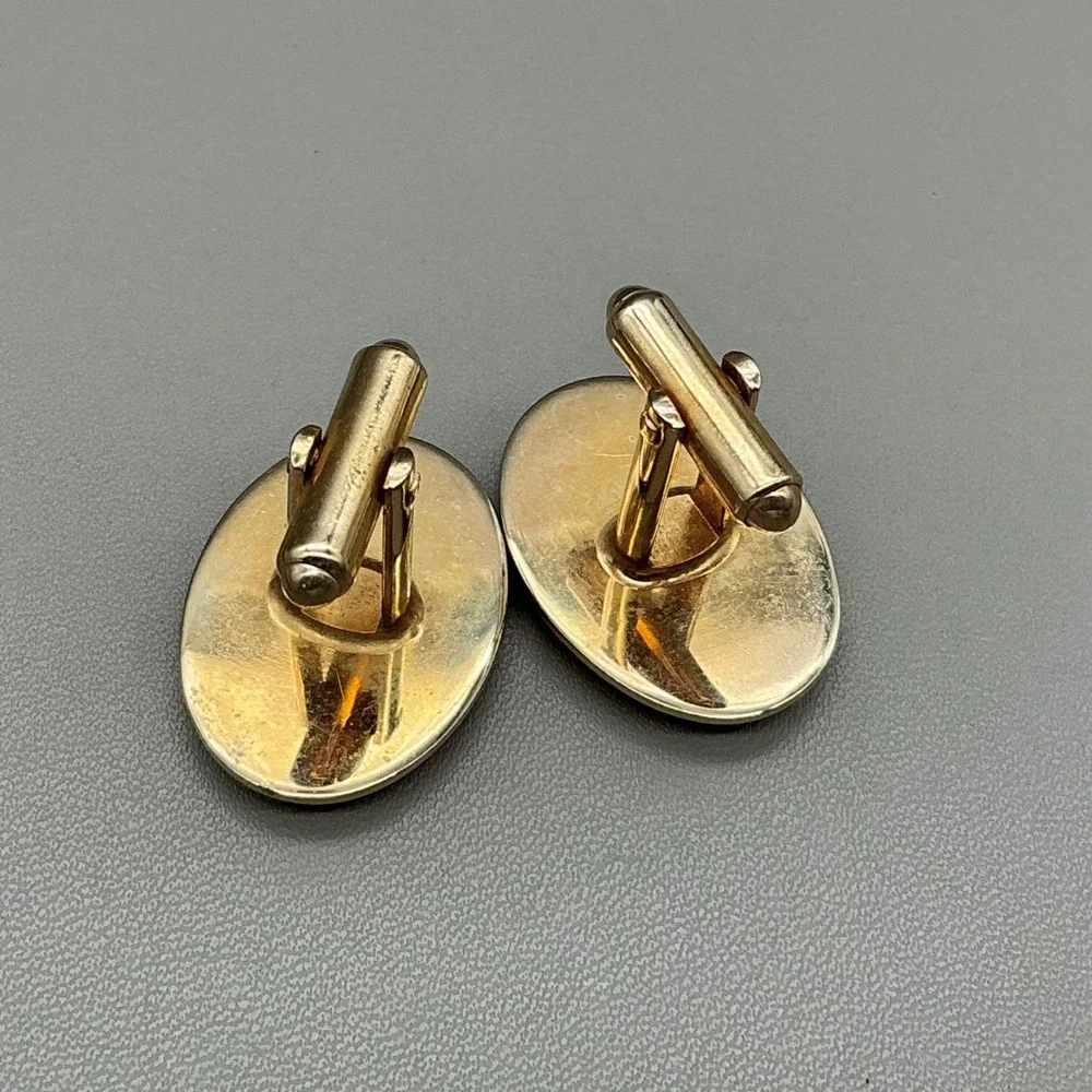 Hickok Gold Tone Oval Mother of Pearl Cufflinks Classic Formal Men's Vintage